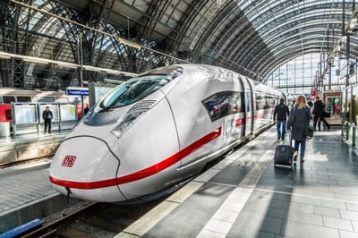 Faktencheck: Ist die Deutsche Bahn privatisiert? Die Wahrheit über das Staatsunternehmen